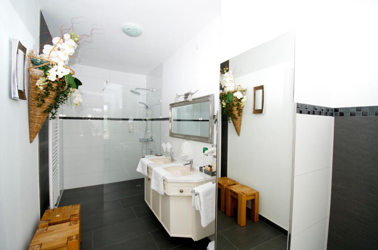 Boutique Hotel Friesinger クレスブロン・アム・ボーデンゼー エクステリア 写真