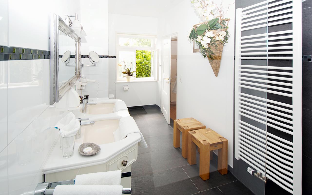 Boutique Hotel Friesinger クレスブロン・アム・ボーデンゼー エクステリア 写真